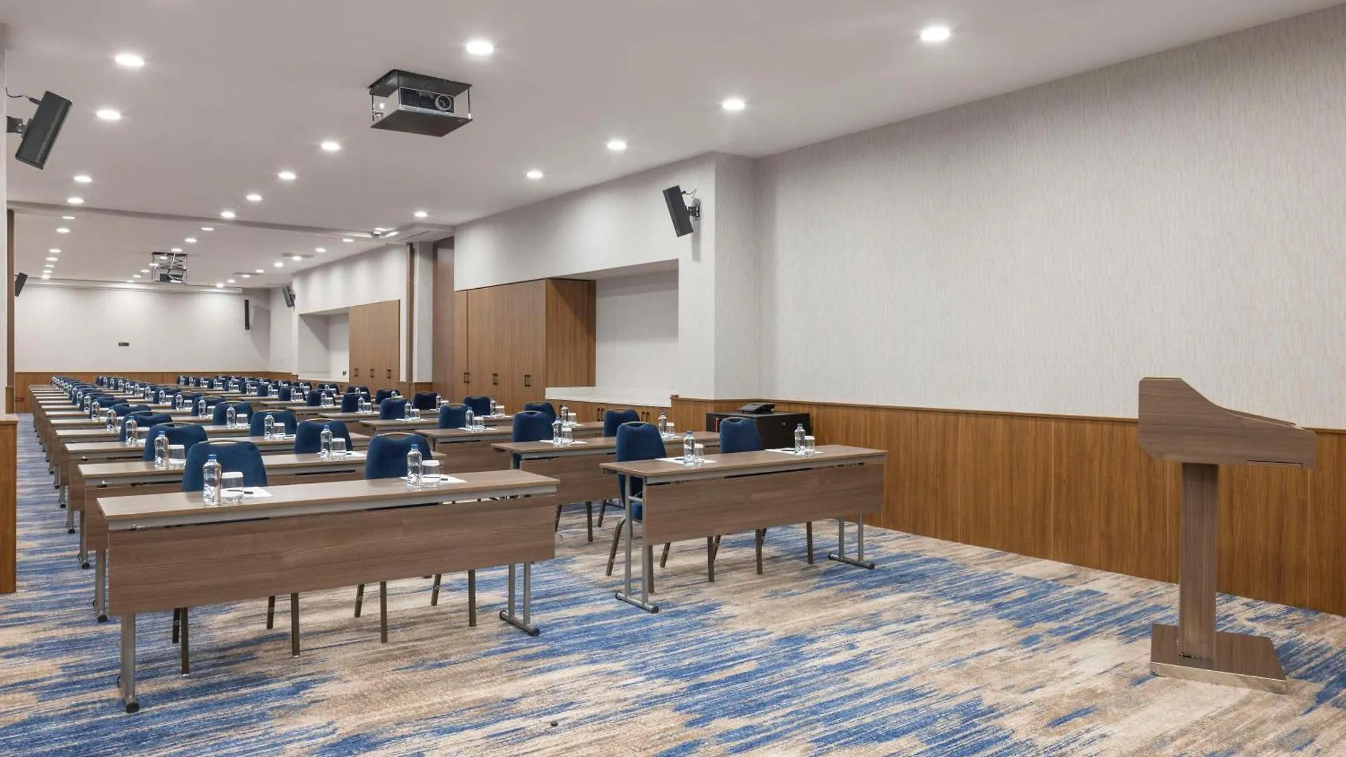 Hampton By Hilton Istanbul Airport, Arnavutkoy Hotel Turkije