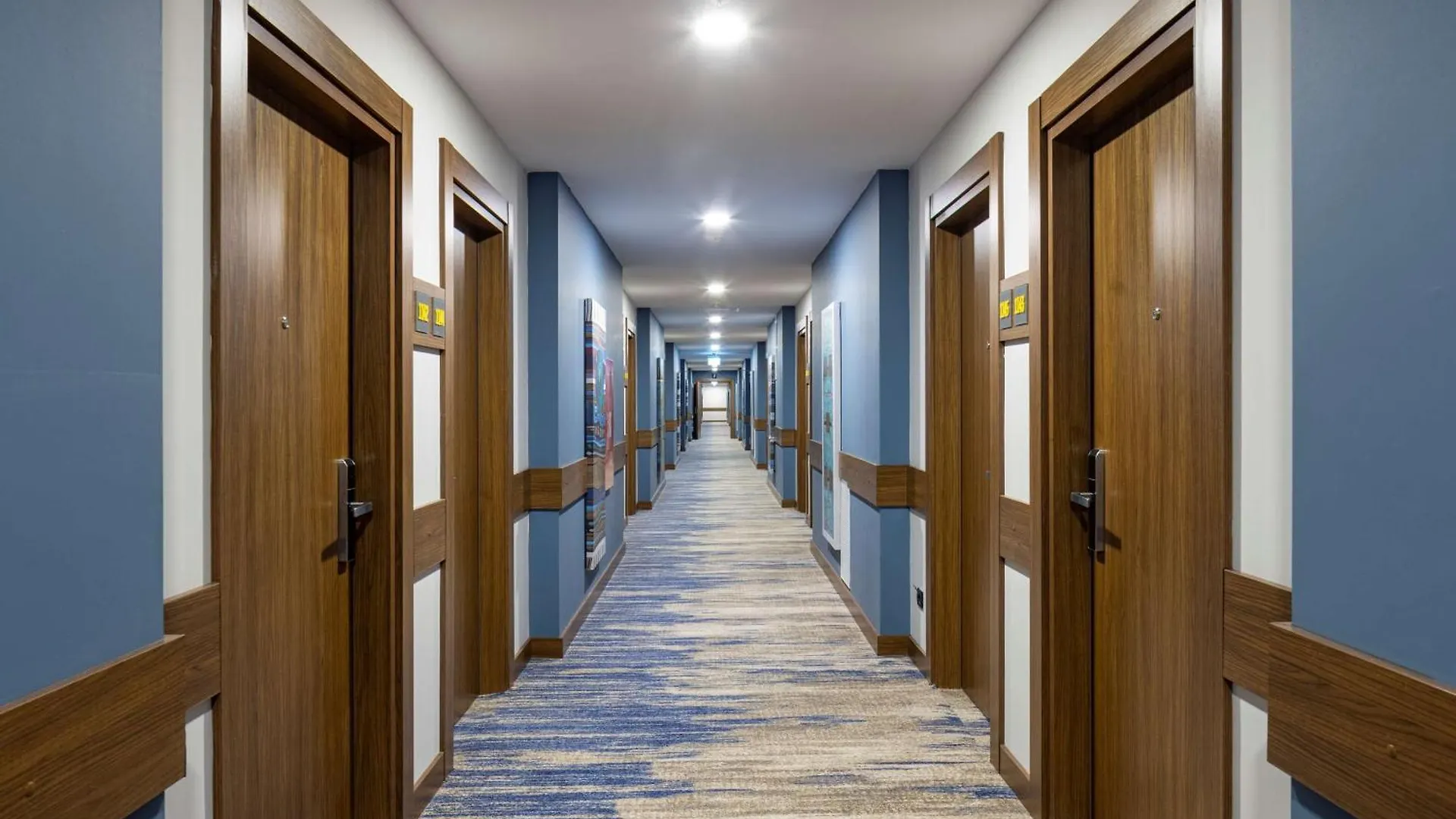 Hampton By Hilton Istanbul Airport, Arnavutkoy Hotel